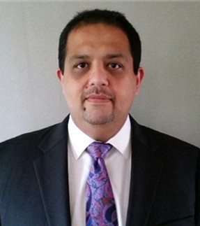 Dr-Khurram-Khan-MD-92882-zoom.jpg