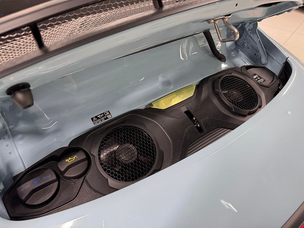 섬네일: 2025 Porsche 911 GT3 Touring