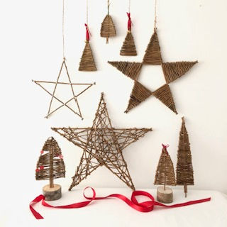 * 1 SPACE LEFT* Willow Natural Festive Decorations