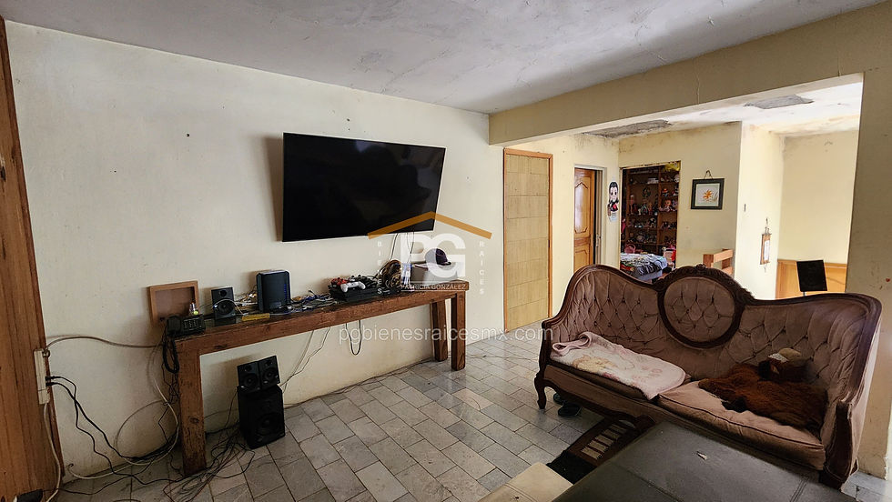 Miniatura: Casa y Terreno en Venta, El Mirador I, Tlalpan