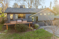 Now for Sale: Renovated West Slope Midcentury in Portland, Oregon