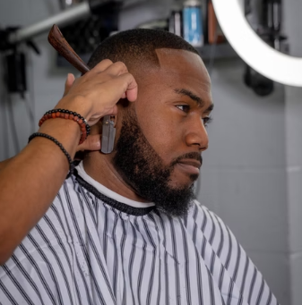 beard shaping in Tupelo