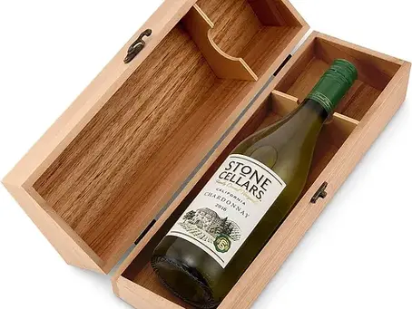 Personalized Perfection: Calgary's Gift Shop & Wine Boxes
