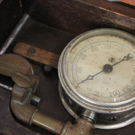 De-Installing an En-Gauging Exhibition