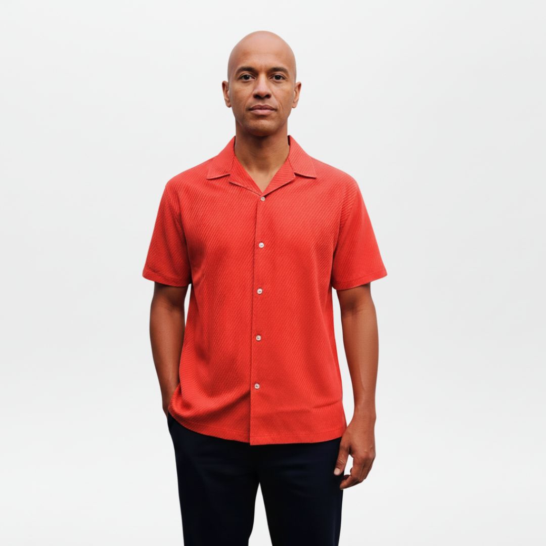 Diyagonal Desenli Apaş Yaka Gömlek (2).jpg