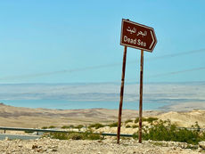 Visiting the Dead Sea for free: Finding the entrance to Salt Beach