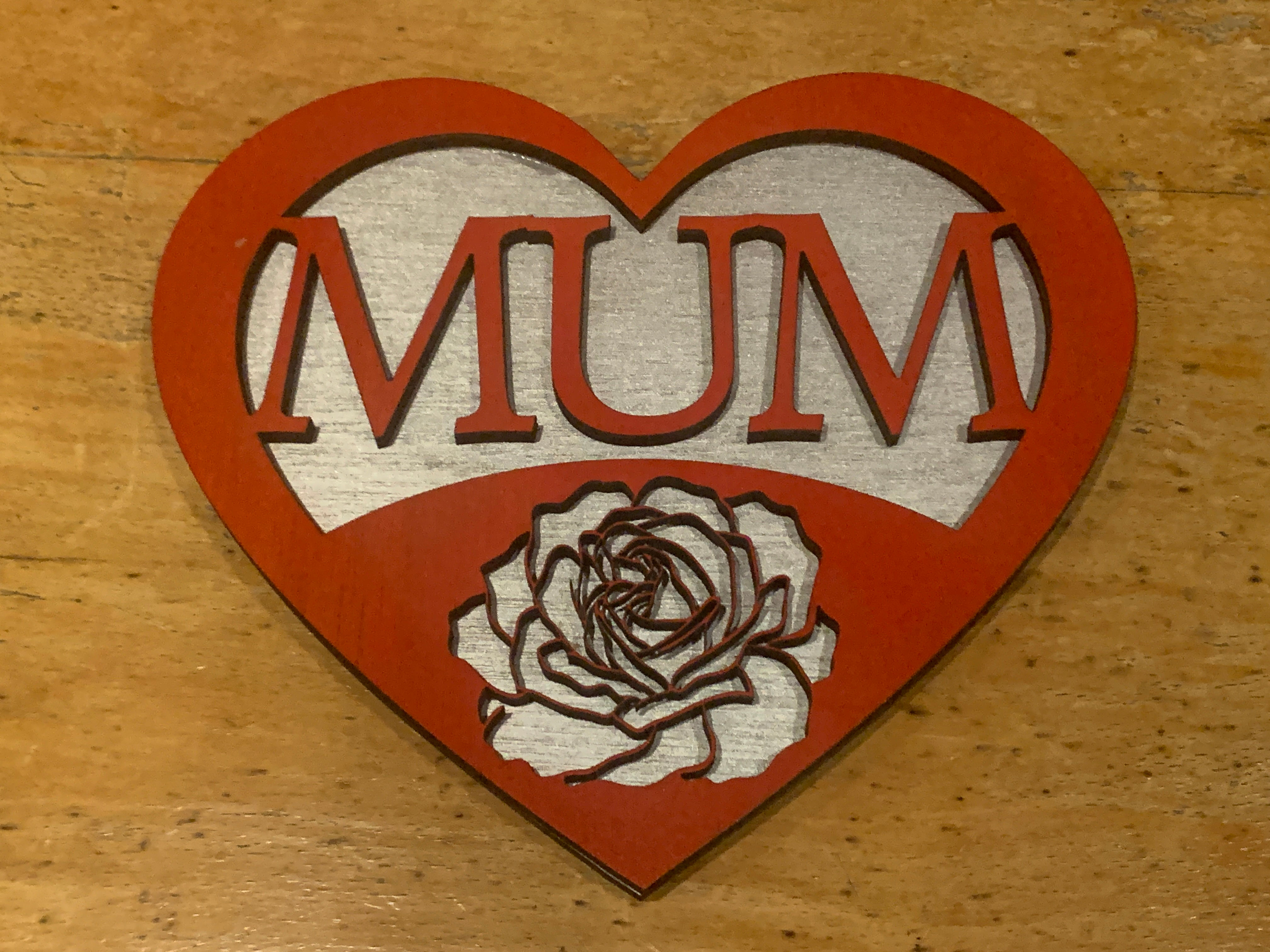 WOODEN RED ON SILVER LOVE HEART MUM HANGING SIGN