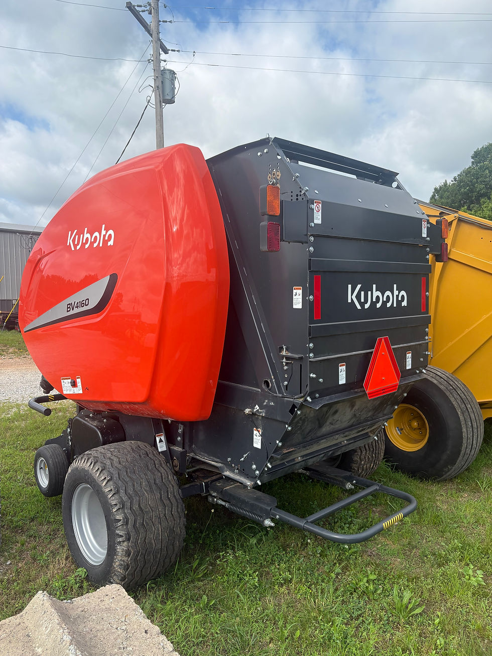 Thumbnail: USED Kubota BV4160 Round Hay Baler 17924