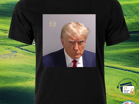 Squadgifts - Official donald Trump fulton county georgia mugshot shirt