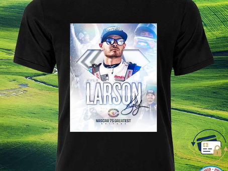 Squadgifts - Best kyle Larson 75 Greatest Drivers List signature shirt