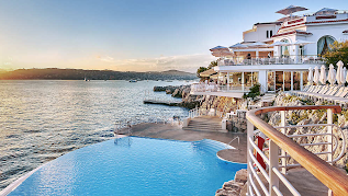 A Timeless Escape: Hotel du Cap-Eden-Roc – The Crown Jewel of the French Riviera