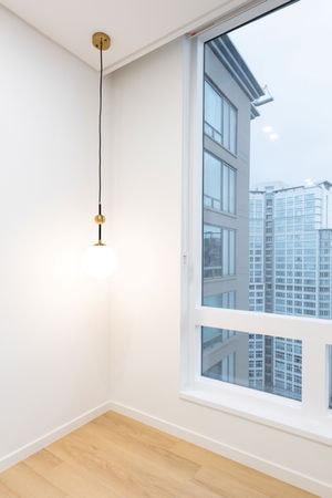 위브제니스 33평 방1.jpg