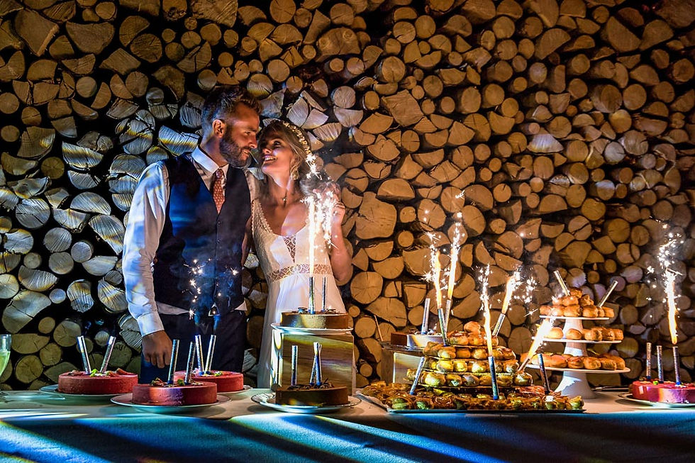 C'est leur du dessert pour la magnifique soirée de mariage de Hugo et Chloé