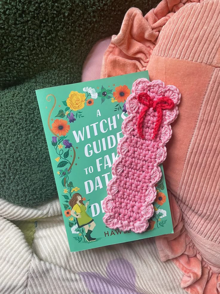 🧶 Hooked on Fiction