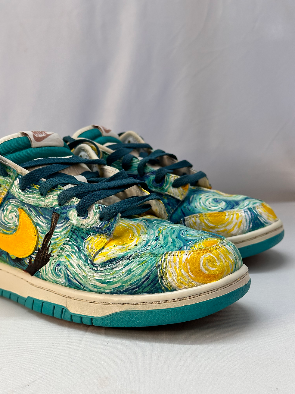 Thumbnail: STARRY NIGHT DUNK LOWS