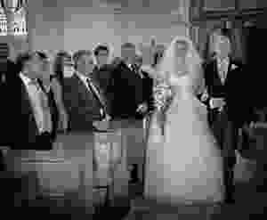 Bride arrives at church