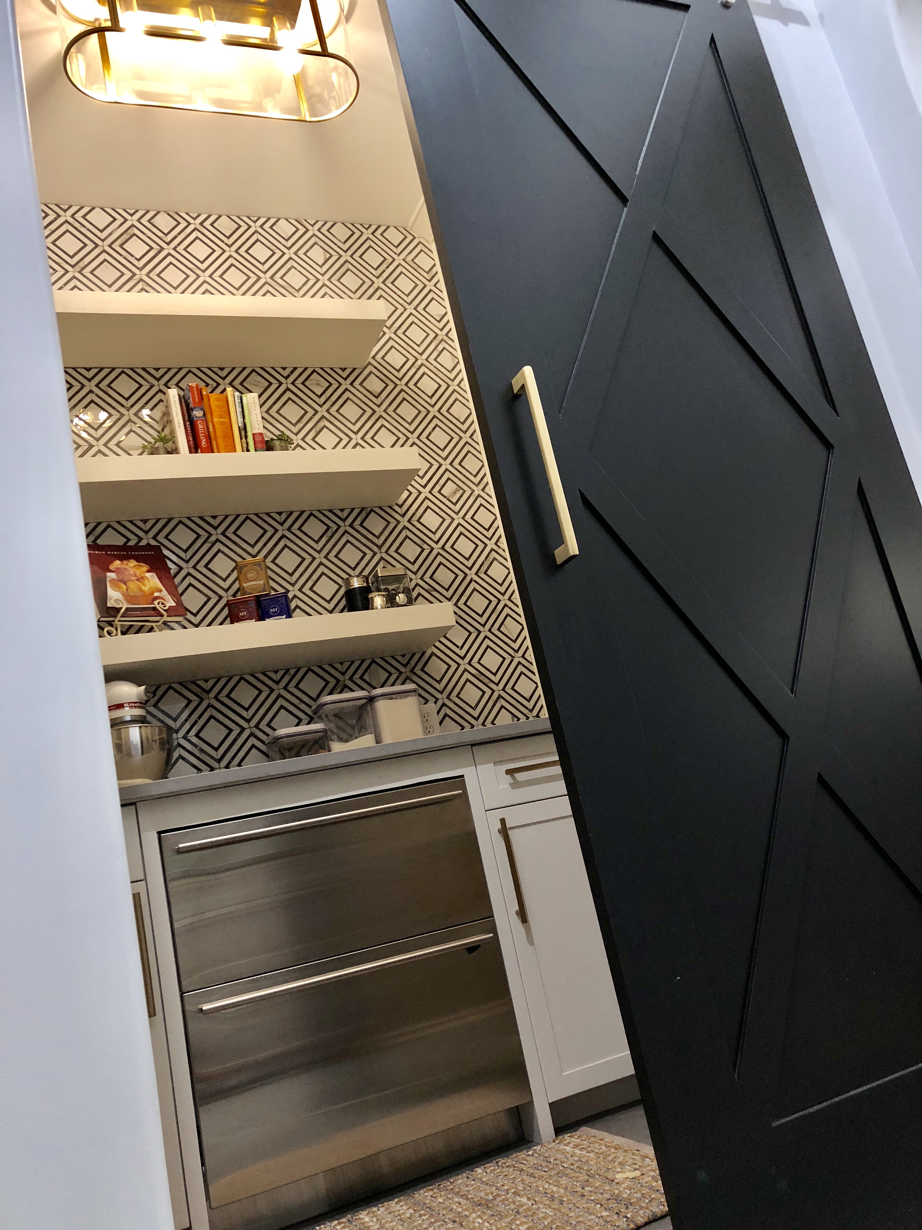 Walk-in Pantry