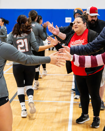 How Parents Can Support Young Athletes Without Pressure — A Houston Force Guide