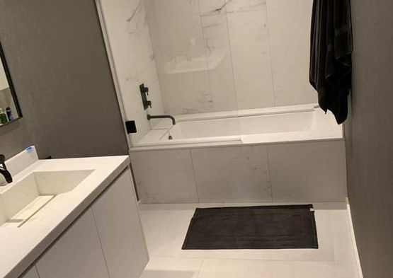 Bathroom_tile setter_Los_Angeles.jpg