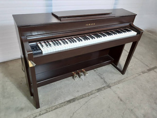 浜名楽器買取電子ピアノ　YAMAHA　SCLP5450　別角度写真　