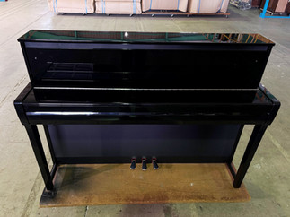 CLP685PEの蓋を閉めた状態