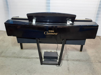 買取電子ピアノ　YAMAHA　CVP509PEの背面