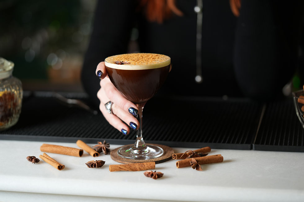 "Découvrez Barcelone en février 2026 : Mobile World Congress, Saint-Valentin et secrets culinaires. Profitez d'un dîner exceptionnel au restaurant Maraña, l'adresse gastronomique incontournable de l'Eixample."