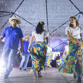 Baile de Fandango acontece neste sábado (14) no Mercado do Café, em Paranaguá