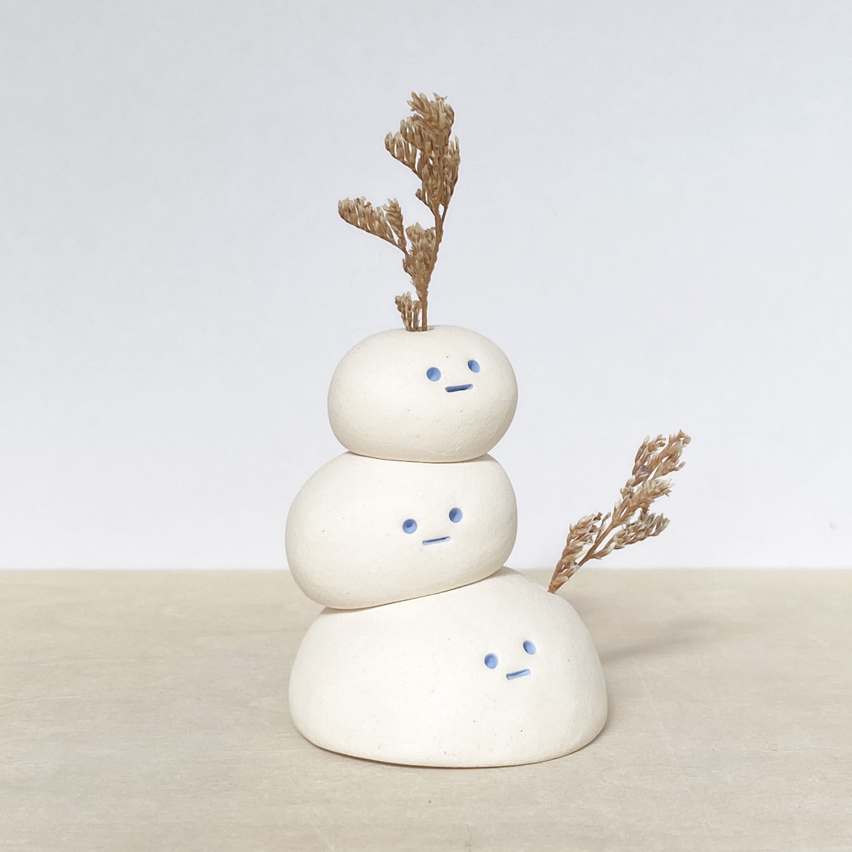 #B27_Bugs - Stacked Rock