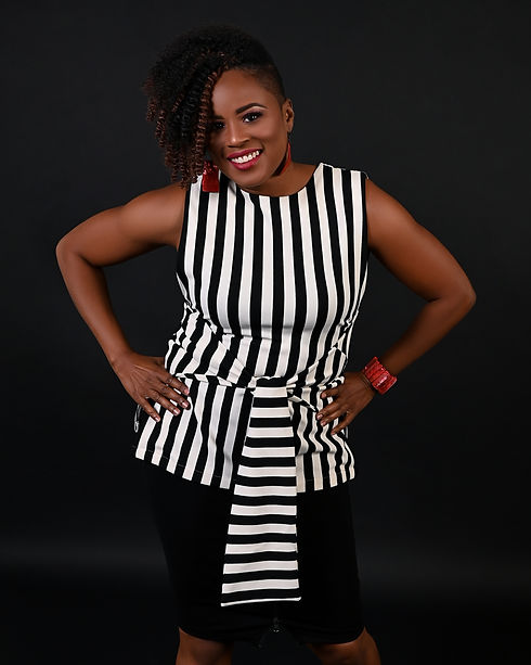 B_W stripes hands on hips.jpg
