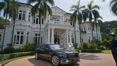 Pulling up in the Bentley.png