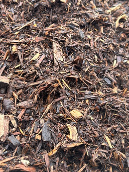 Wood chip mulch for landscaping