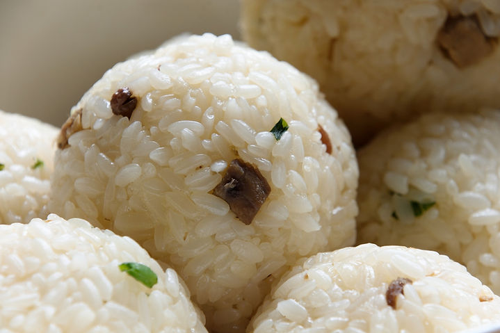 onigiri-gbf60b0a4d_1920.jpg