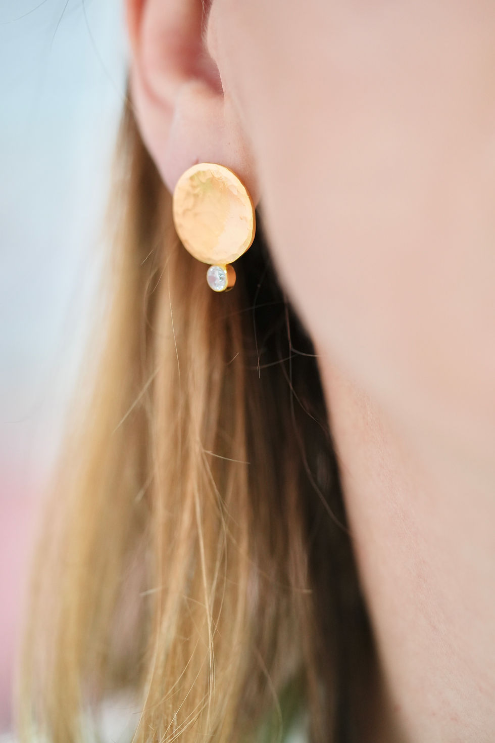 Thumbnail: Boucles d'oreilles Marthélys (plaqué or)