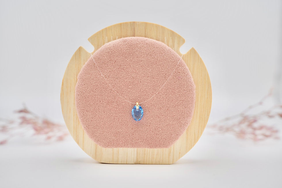Thumbnail: Collier Brie Bleu (fil de nylon)