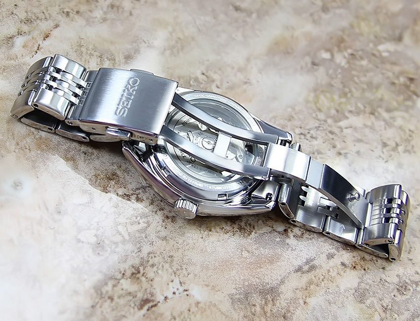 Thumbnail: Seiko Mens Japanese Date Auto Stainless Steel Rare Watch