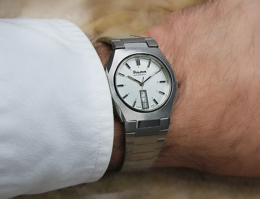 Thumbnail: 1980's Bulova N6 Swiss Made Men's Watch