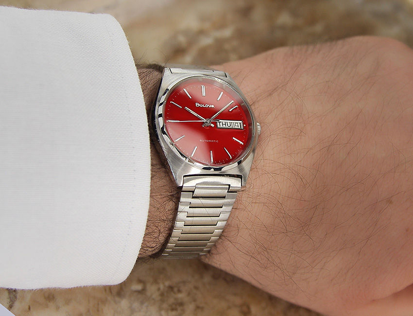 Thumbnail: Red 1970's Bulova N9 Swiss Made Men's Watch