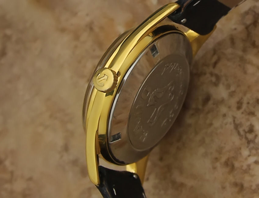 Thumbnail: Rado Green Horse 35mm Vintage Watch