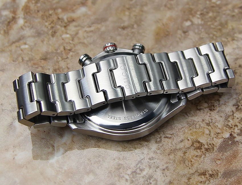 Thumbnail: Gucci 126.2 Men's 45mm Vintage Watch