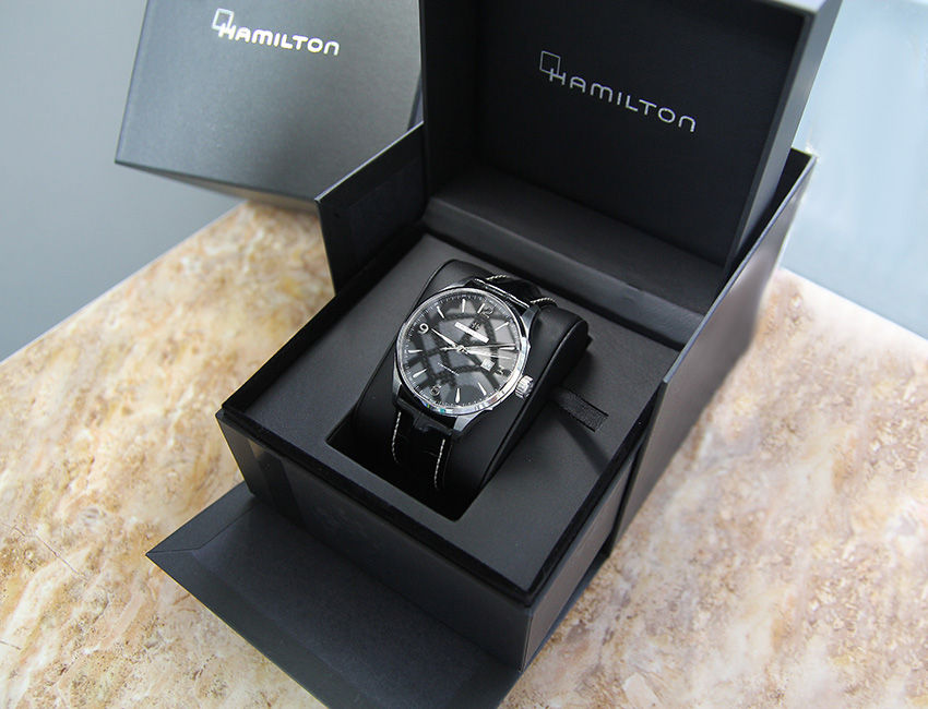 Thumbnail: Hamilton Viewmatic H327550 Men's Watch