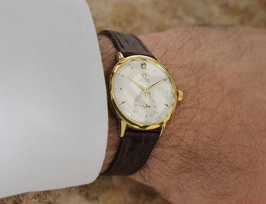 Thumbnail: Omega Bumper Vintage Watch