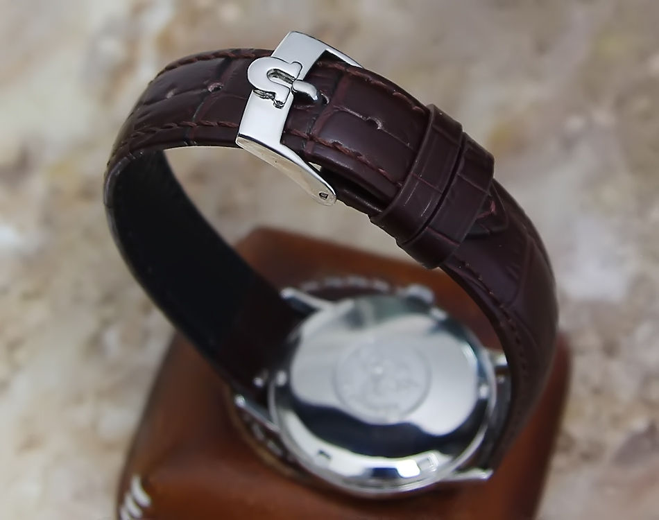 Thumbnail: Omega Seamaster Cal 562 Vintage 1960s Men's Watch