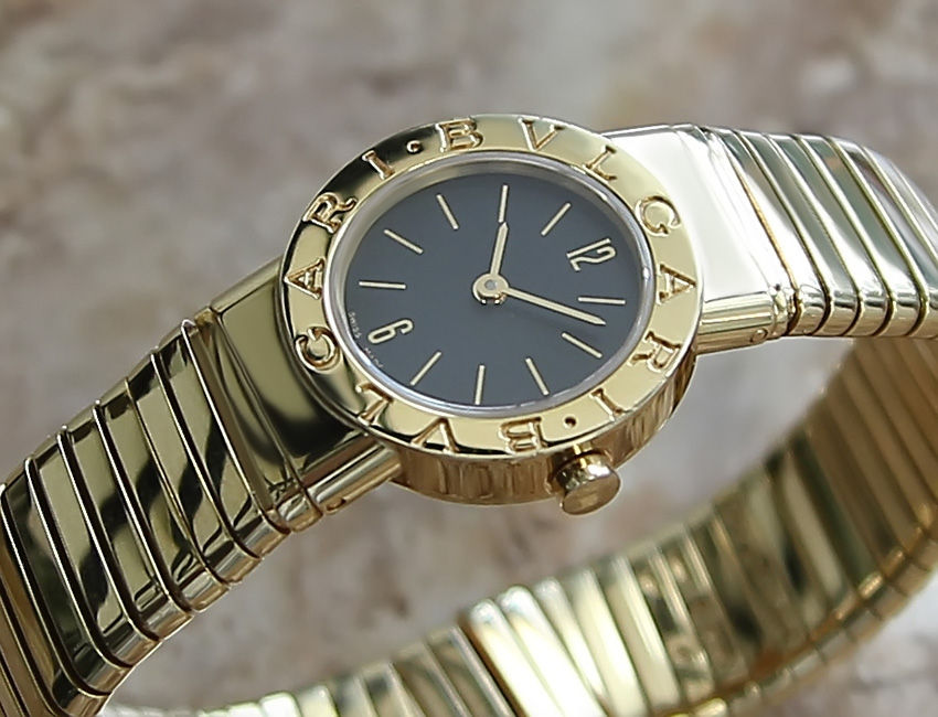 Thumbnail: Unworn 18k Gold Bulgari Tubogas BB23 Ladies Watch