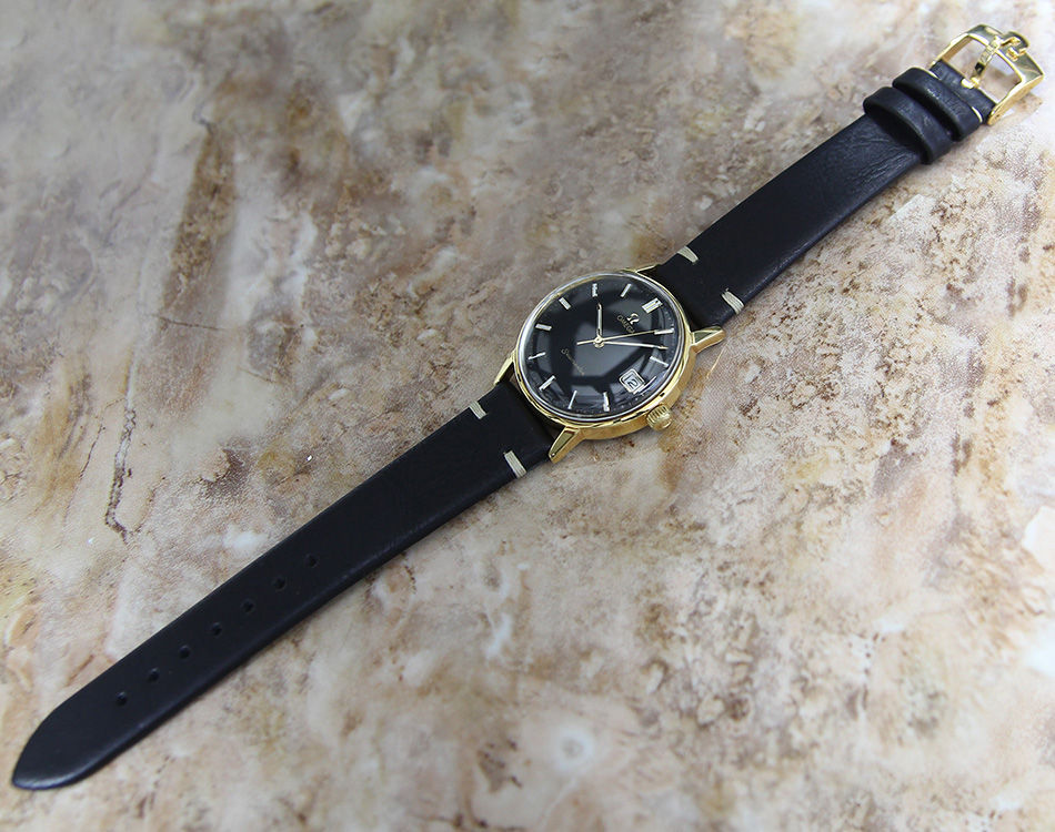 Thumbnail: Omega Seamaster Cal 611 Rare Men's 34mm Swiss 1965 Watch