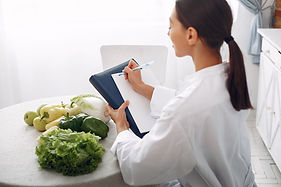 beautiful-doctor-kitchen-with-vegetables-Web.jpg