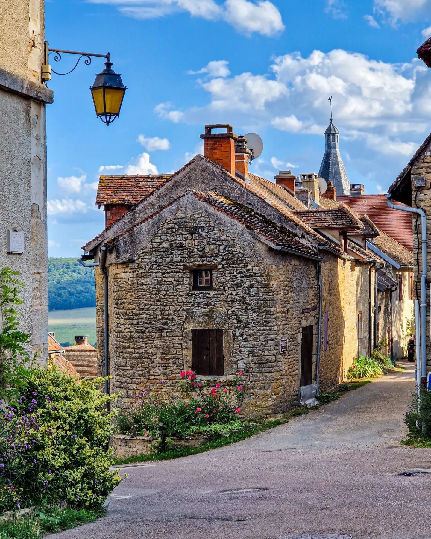 Les 10 plus beaux villages de Bourgogne Franche-Comté