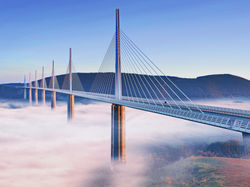 landscapes_france_fog_millau_v_2560x1920_knowledgehi.com.jpg