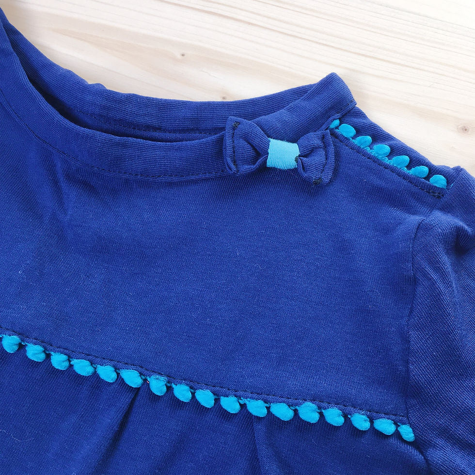 Miniature : ASTRÉE - Le tee-shirt à galons