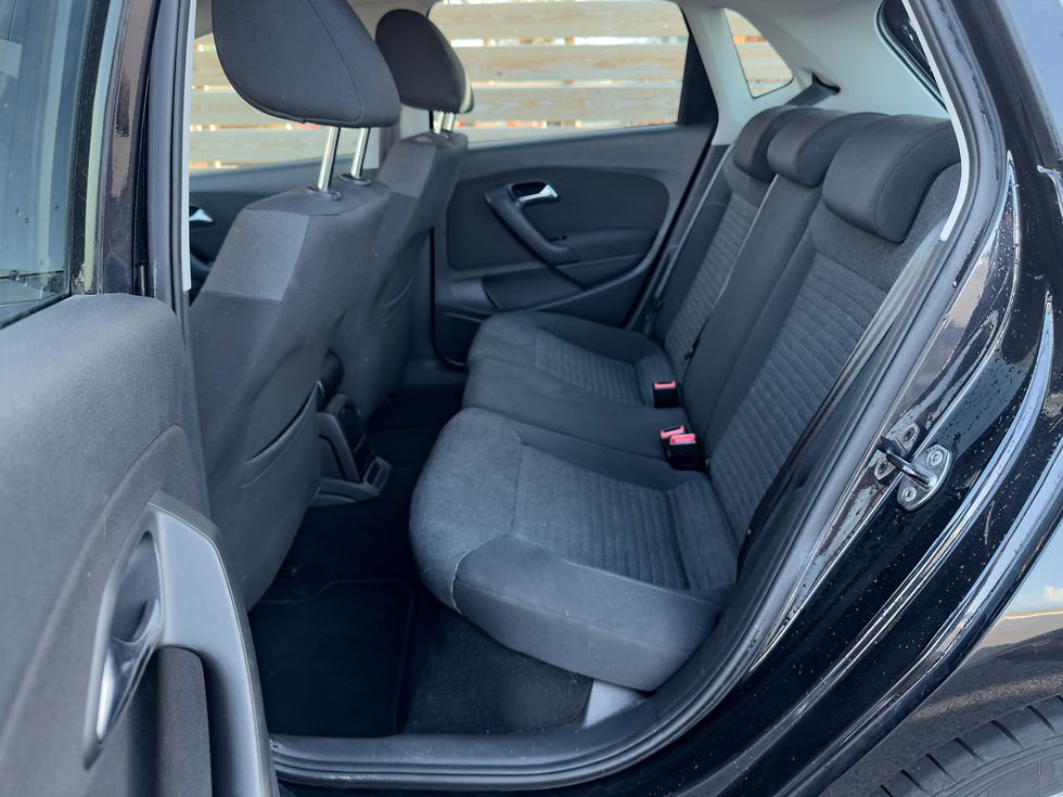 Miniature : VOLKSWAGEN POLO V - 1.6 TDI 90ch - Finition IKKS - Apple CarPlay